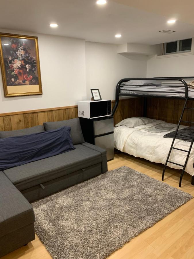 Big Oasis Studio Near Airport Yyz Hotel Toronto Ngoại thất bức ảnh